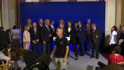 Thalys: Cazeneuve annonce des mesures pour renforcer la sécurité dans les trains