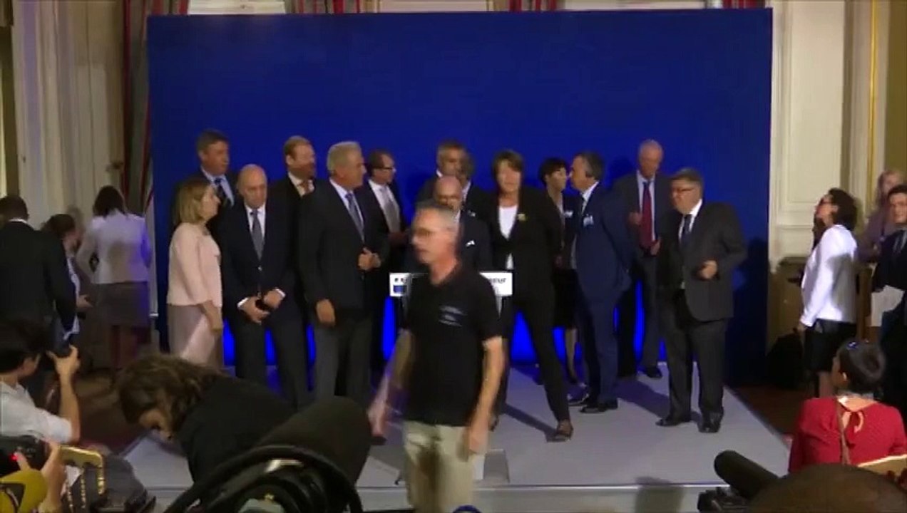 Thalys: Cazeneuve annonce des mesures pour renforcer la sécurité dans les trains