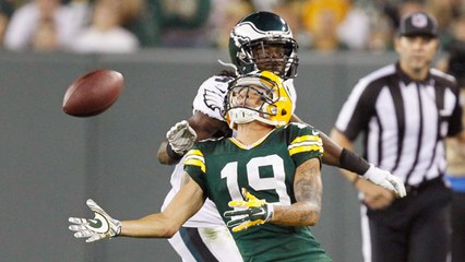 Can't-Miss Play: White one-handed grab while getting pulled down
