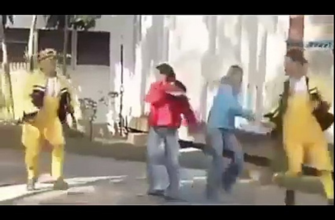 hahaha it s soo funny