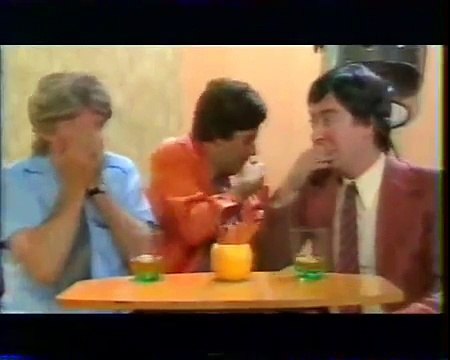 les deschiens - qui va m'aimer- bétisier.wmv