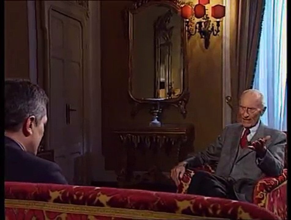 La storia d'Italia di Montanelli - 01 - Piazzale Loreto e la fine del Fascismo - Parte 1/4