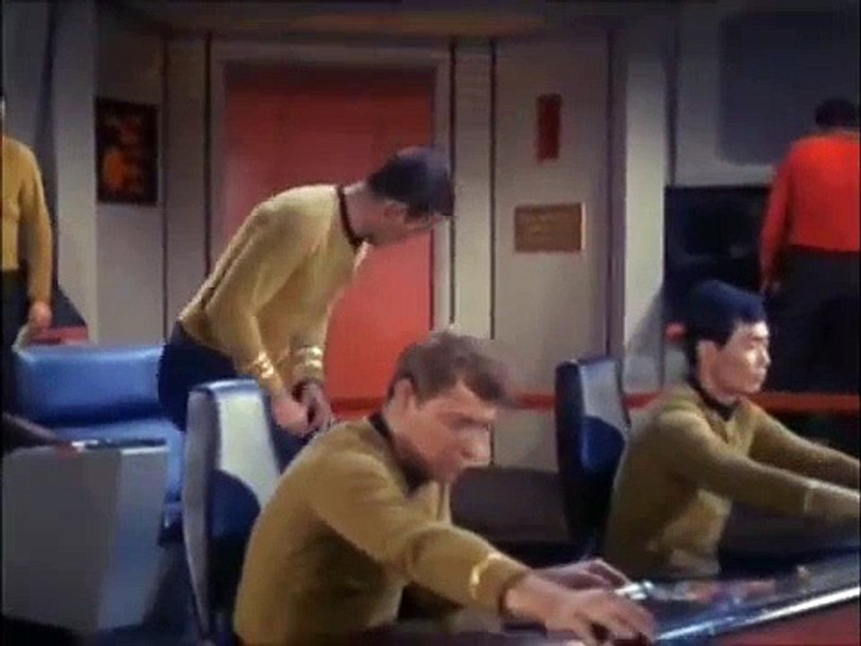 Star Trek Clips Showing Captain Kirk's Leadership Abilities