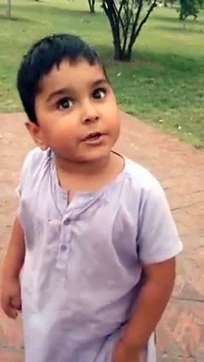 موٹر سائیکل اکسیڈنٹ سٹوری۔۔۔اس بچے کی زبانی۔۔۔نہائت ہی پیارے انداز میں۔۔۔آپ ہس ہس کے لوٹ پوٹ ہو جائیں گے