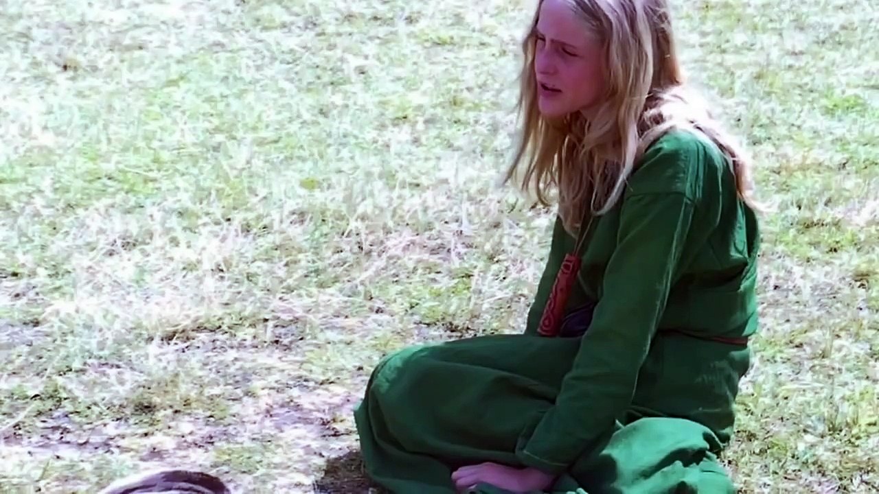 Girl singing Ancient Folk Song