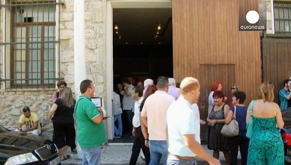 Греция: Ципрас просит позволить ему завершить начатое