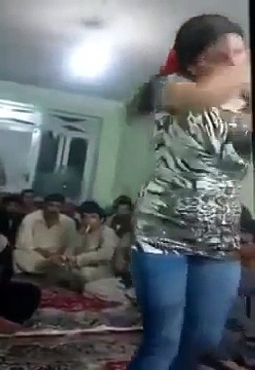 agfhan girl hot dance