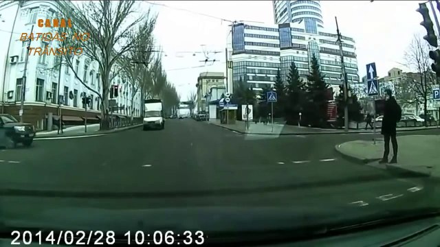 Acidentes Incríveis de Carros - Part 2