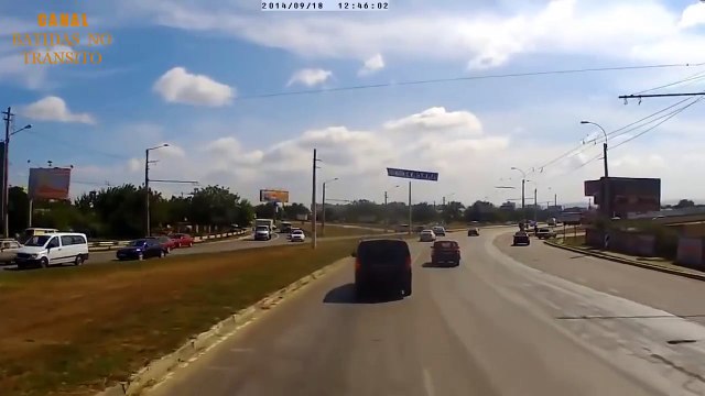 Acidentes Incríveis de Carros - Part 4