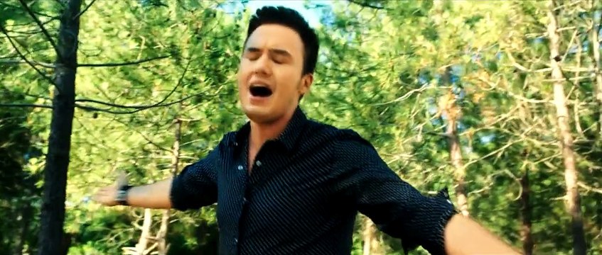 Seslibirnaz.com-Mustafa Ceceli - İllede Aşk