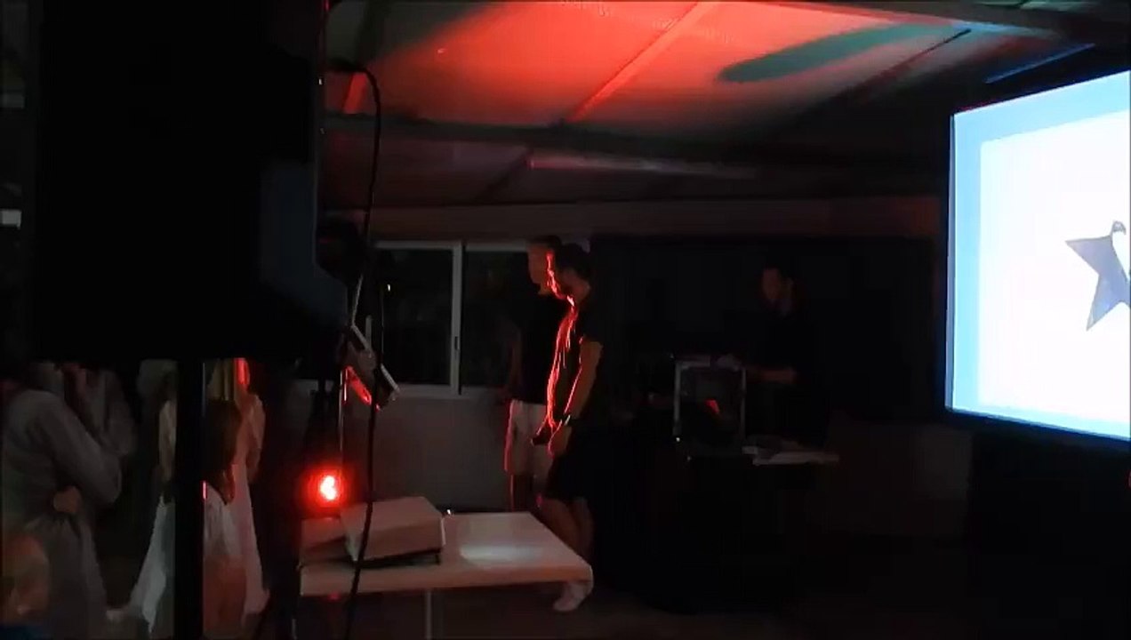 Nono et nico chantent johnny