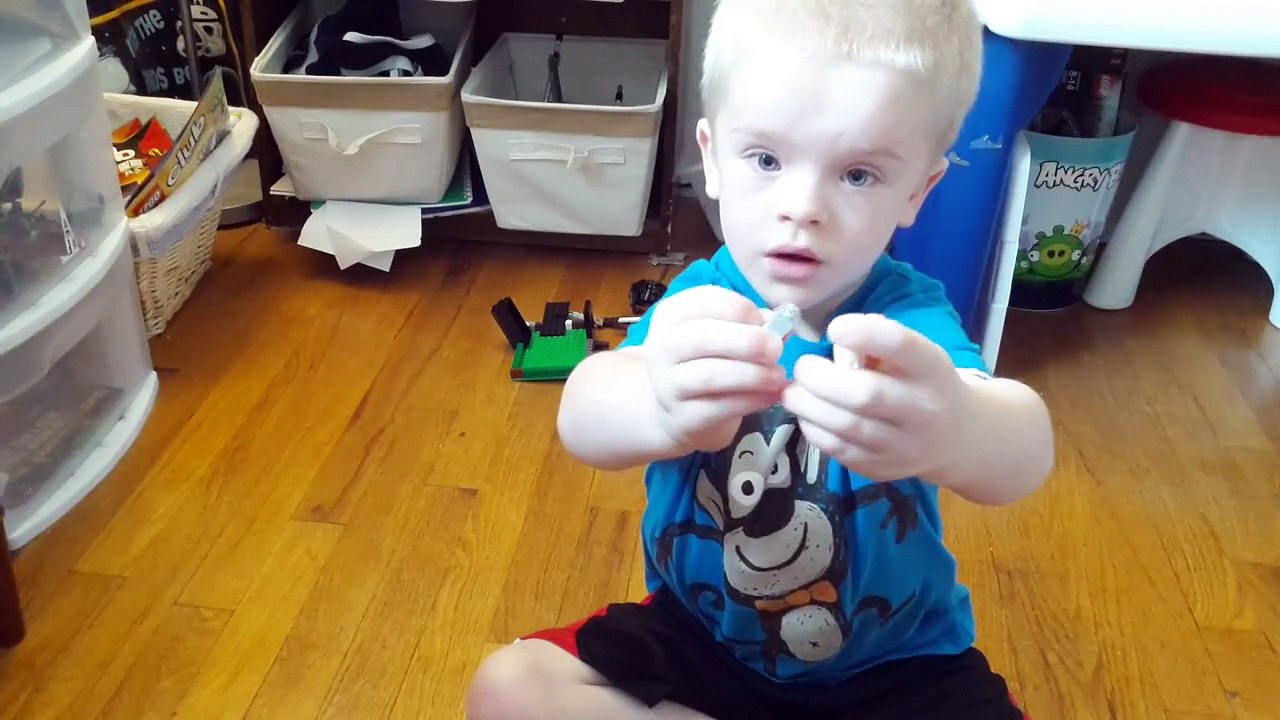 How to Build a Lego Minecraft Zombie