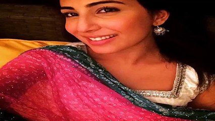 Ushna Shah on Eid ul Fitar 2015 Pictures