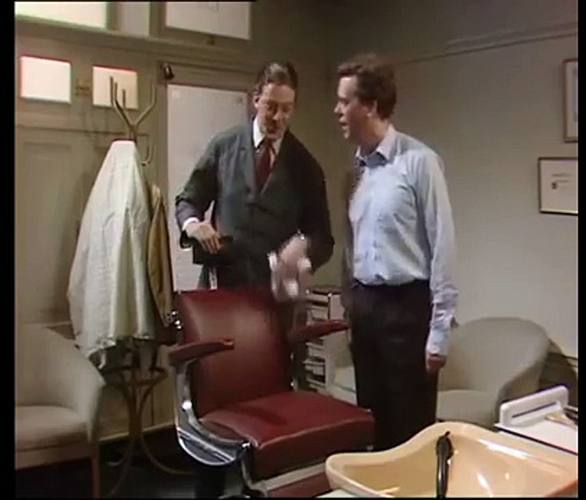 A bit of Fry and Laurie. Series 1."The hairdresser"