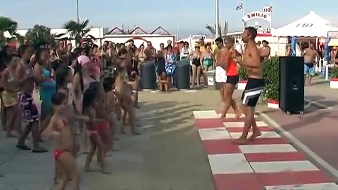 Nuovo ballo - Rendez Vous - Charleston  (con passi di salsa e twist) balli di gruppo Flavio Rivazzurra Rimini