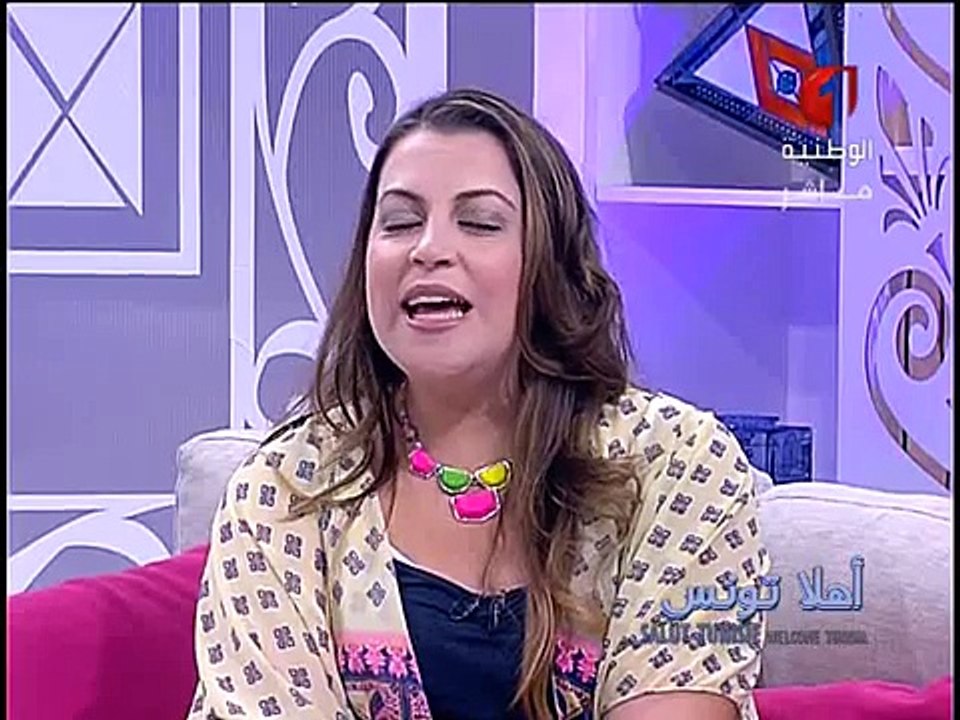 عاجل للمرة الثانية :o : إستقالة منشطة الوطنية 1 على المباشر !!