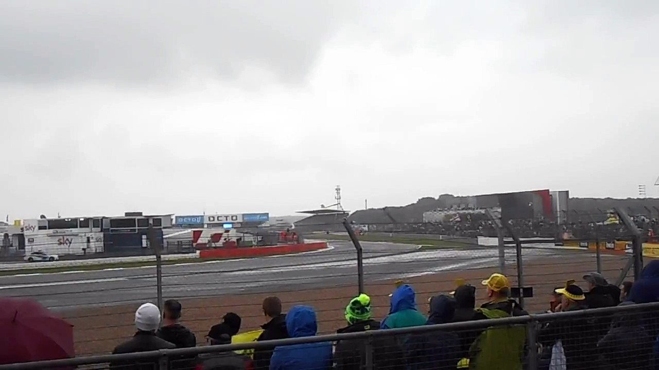 Marquez High Side Silverstone MotoGP 30-Aug-15
