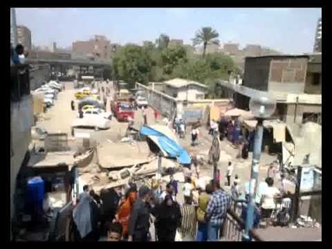 رئيس حي عين شمس يقود حملة لإزالة الإشغالات بمحيط مترو عين شمس