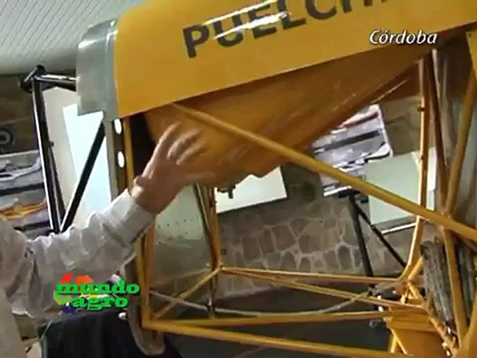 MUNDO AGRO SEMBRANDO COLSECOR 02VIE12AGO2011 FADEA AVION PARA LA AGRICULTURA