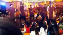 Hammad and company dancing on chamak challo at mehndi