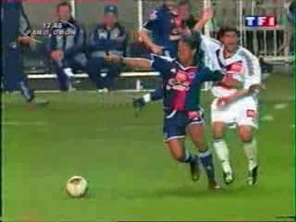 Qui est ronnie ?