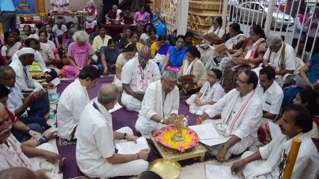Aniruddha Bapu - Shree Rudrabhishek seva at Shree Aniruddha Gurukeshetram - 03 August 2015