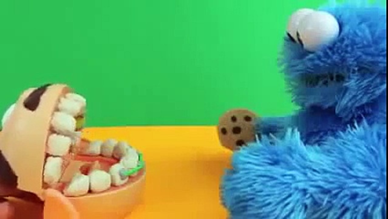 Play Doh Doctor Drill and Fill Dentist Cookie Monster and Disney Cars Toy Monster Truck