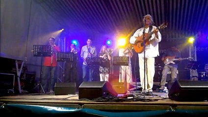 Festival Nomade 2015 - Yvetot - www.association-nomade.fr Chris Combette vendredi 20 août 2015