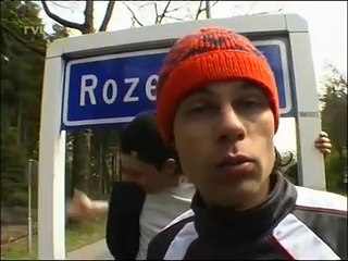 Gebroeders van Es, scéne Abesch en Halil vragen raad aan rijke mensen