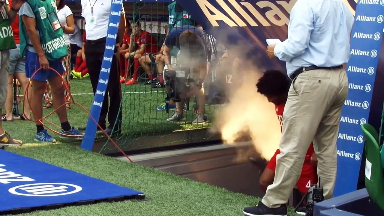 Servus FCB! Dante wechselt zum VfL Wolfsburg | Brasilianer verlässt den FC Bayern München