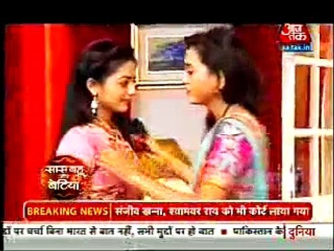 Ragini Ki Wajah Se Hue Swara Aur Lakshya Ke Bich Phirse Ladayi - 31 August 2015 - swaragini