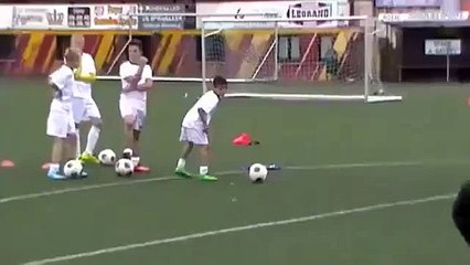 Football Trick Small Kid Football Trick Awesome Video