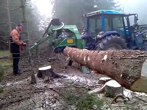 Valtra A95 med NIAB 5-15 B.