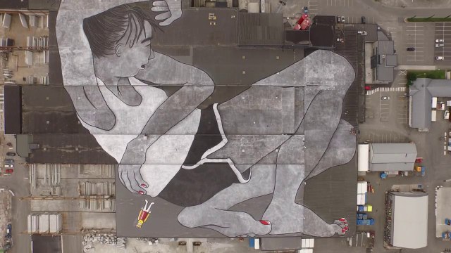 Ella & Pitr réalisent la plus grande fresque au monde