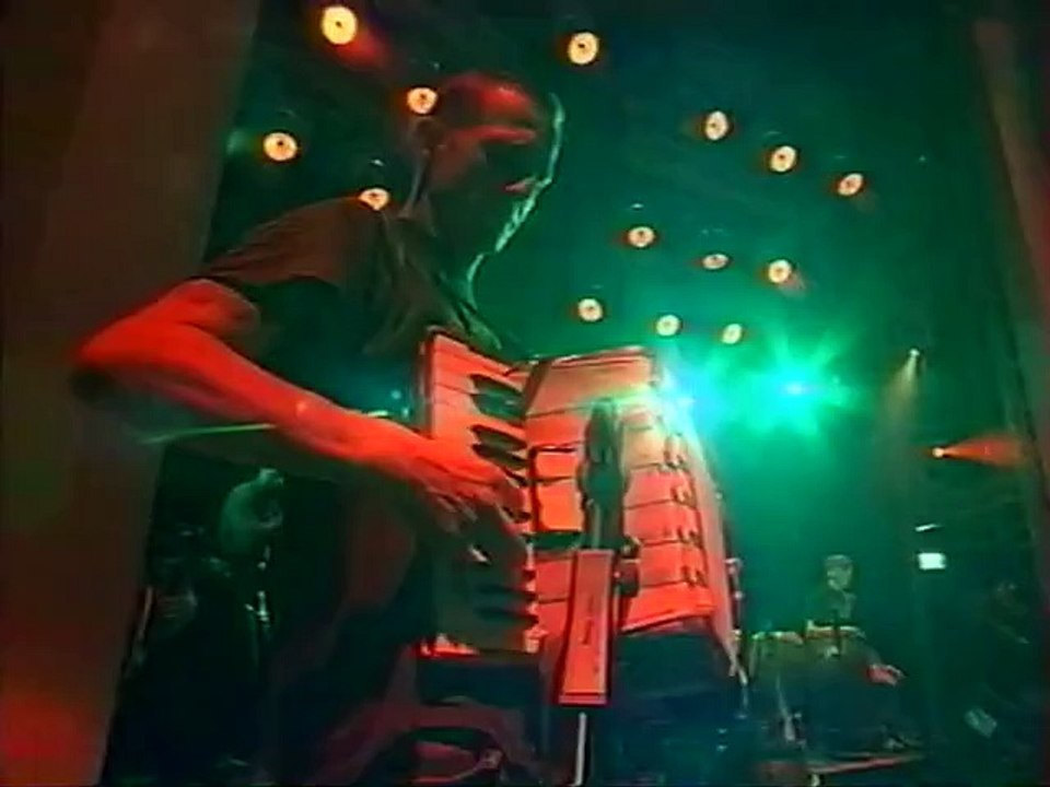 1998/04/17 Manu Chao : Clandestino (C+ Nulle Part Ailleurs)