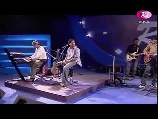 Ekaki Govir Raate - Beautiful Bengali Song by Asif 🎶