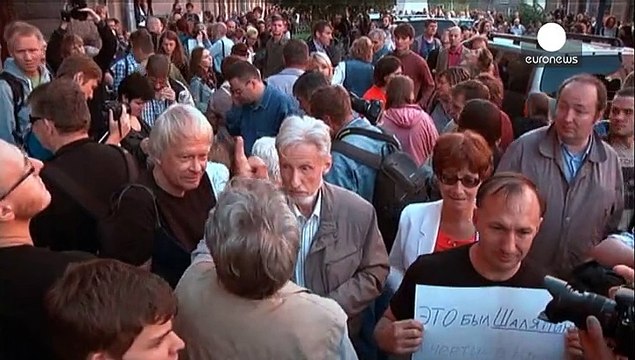 Proteste gegen Zerstörung eines historischen Mephistopheles-Reliefs in St. Petersburg durch orthodoxe Extremisten