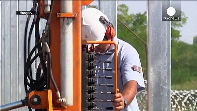 Угорщина: з одного боку десятки тисяч мігрантів, з іншого - критика ЄС