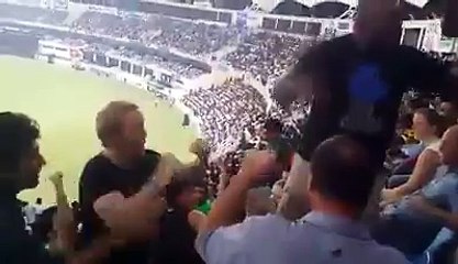 آپ لوگ اس پر کیا کہے گے؟