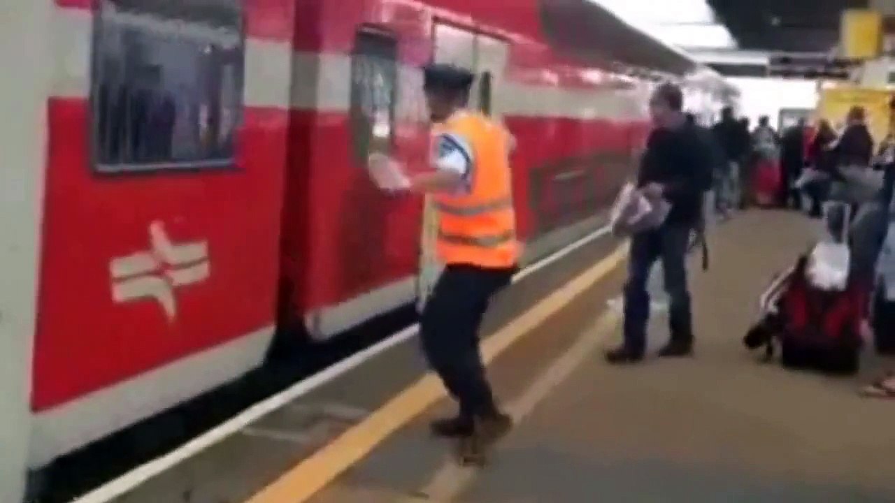 Maybe Sydney Trains should hire this guy !