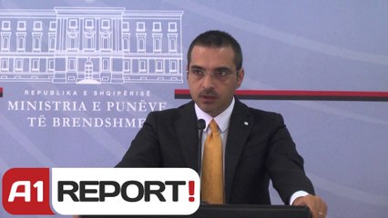 Video herunterladen: A1 Report - Tahiri mbron Ramën me shifra: Azilantët shqiptarë nga Greqia