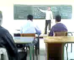 professeur gifle élève