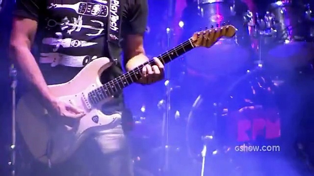 Festival de Inverno Bahia - Paulo Ricardo homenageia Renato Russo com o clássico 'A Cruz e a Espada'