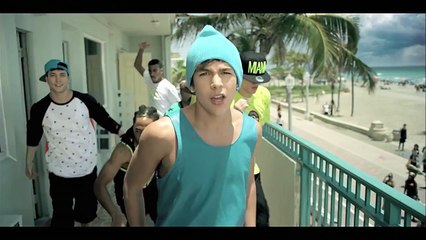 WHAT ABOUT LOVE - Le clip d'AUSTIN MAHONE