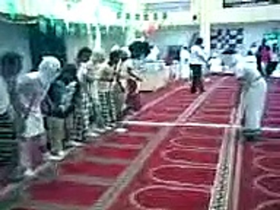 مسرحه المدرسه المتوسطه كشافه