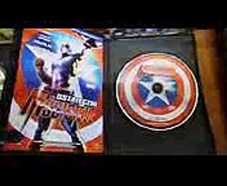 kinder surprize  Marvel - DC Comics - Dark Horse Comics DVD Animated Collection Batman and Superman