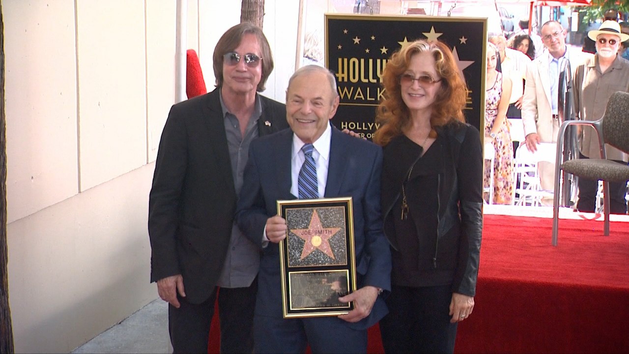 Superstar Record Exec Joe Smith Gets A Star
