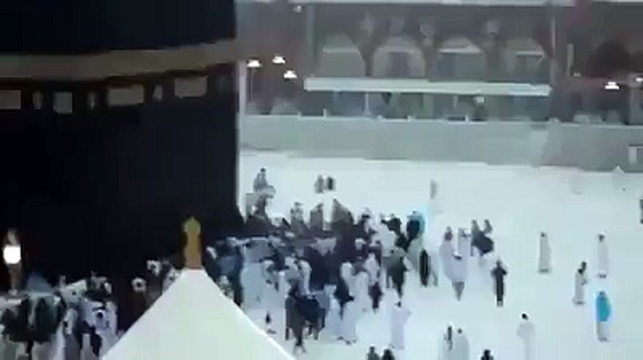 Rain in Khana Kaba