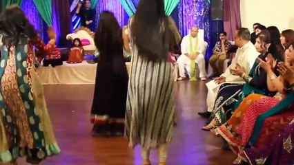 Indian Wedding Mehndi Night BEST  Laila Teri Le Le Gi