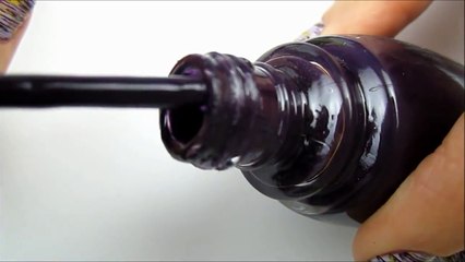 Striped Nail Art using FLOSS-!